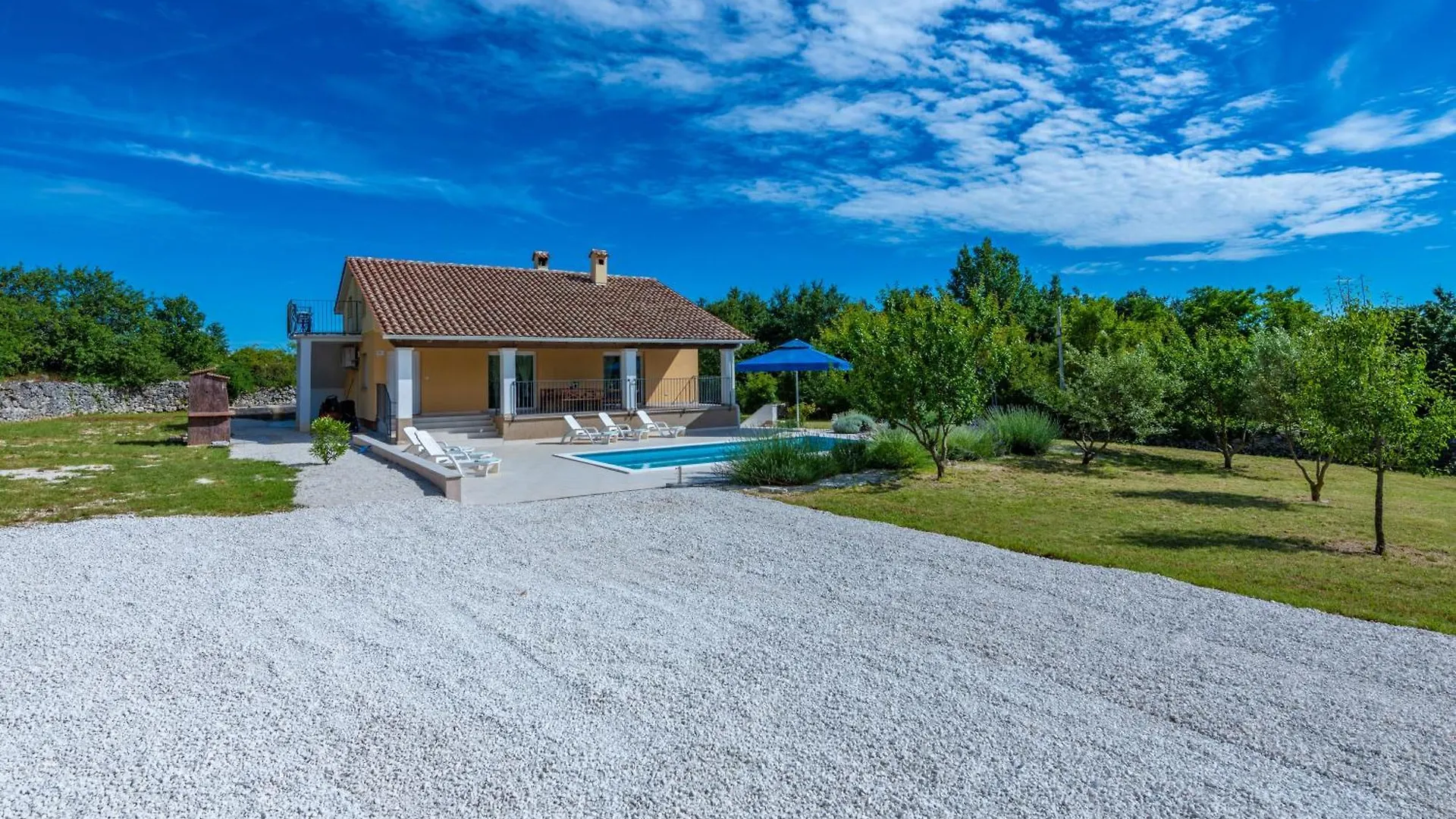 Villa Antonia, A Beautiful Pool Villa In A Large 1900 Sqm Garden Modrušani 0*,  Κροατία